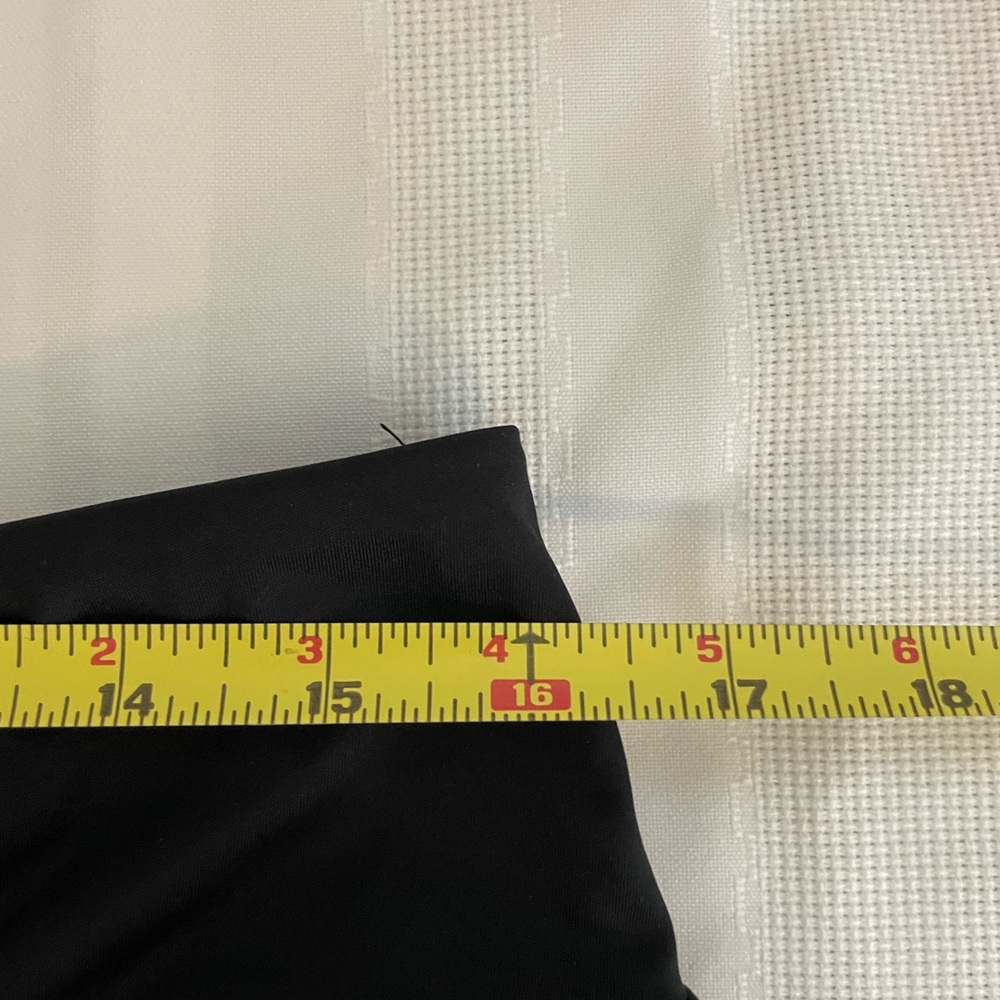 Beroy Black Golf Skirt - Picture 6 of 6